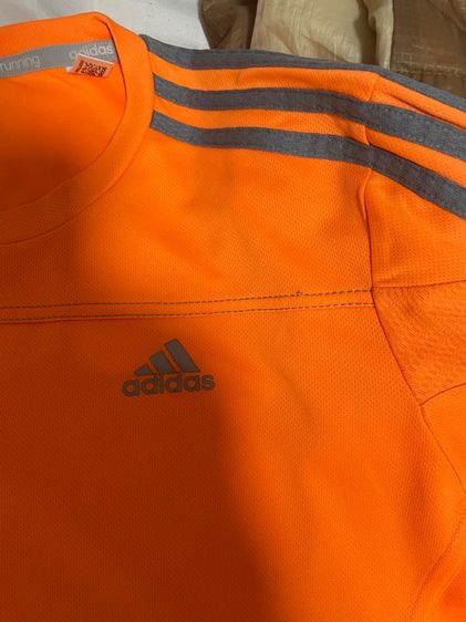 เสื้อวิ่ง addidas