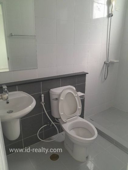 Areeya Property เดอะคัลเลอร์ส ทาวน์โฮมโมเดิร์น 2 ชั้น (ลดราคา เหลือเพียง 2.25 ลบ.) รูปที่ 3