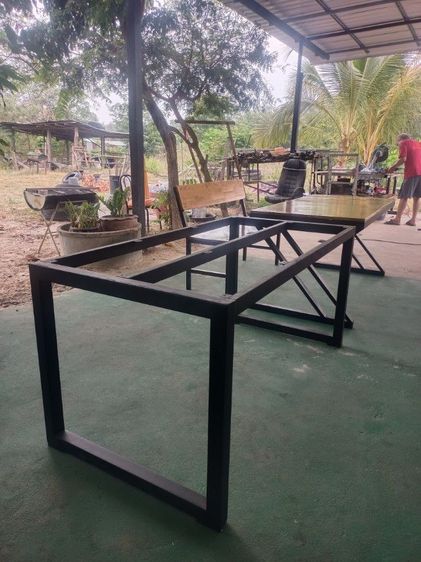 โครงเหล็กทำโต๊ะกินข้าว