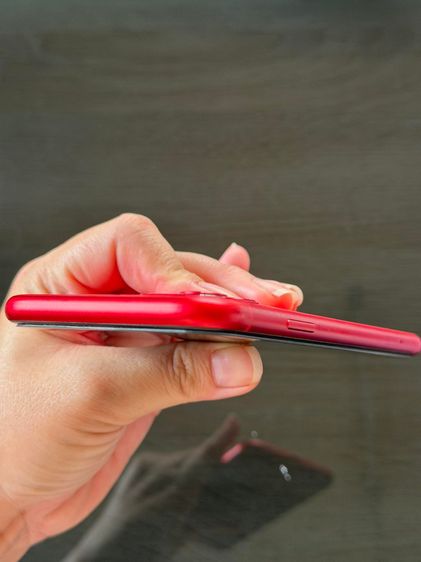 iPhone 11 สีแดง 128 gb รูปที่ 6