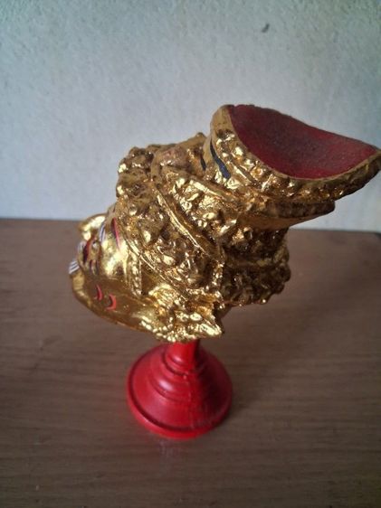 เศียรพ่อแก่พร้อมขาตั้ง รูปที่ 3