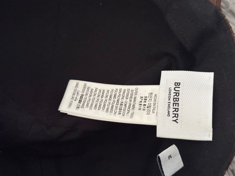 หมวกแบรนด์ Burberry แท้  รูปที่ 4