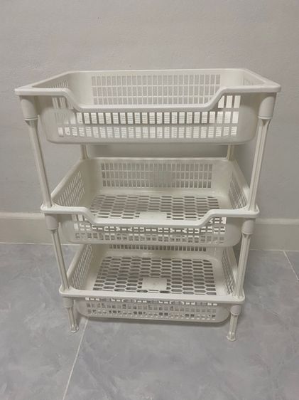 ชั้นวางของตะแกรงอเนกประสงค์ 3 ชั้น สีขาว จากโลตัส ขนาด 43.5x30.5x59 CM.