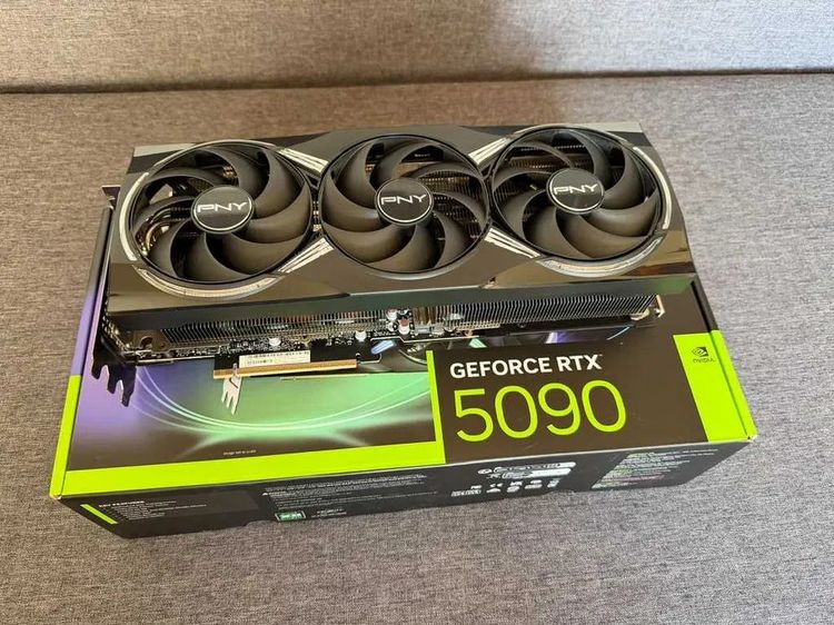 อื่นๆ การ์ดจอ PNY Epic-X OC GeForce RTX 5090 ARGB 32GB GDDR7 สภาพเหมือนใหม่