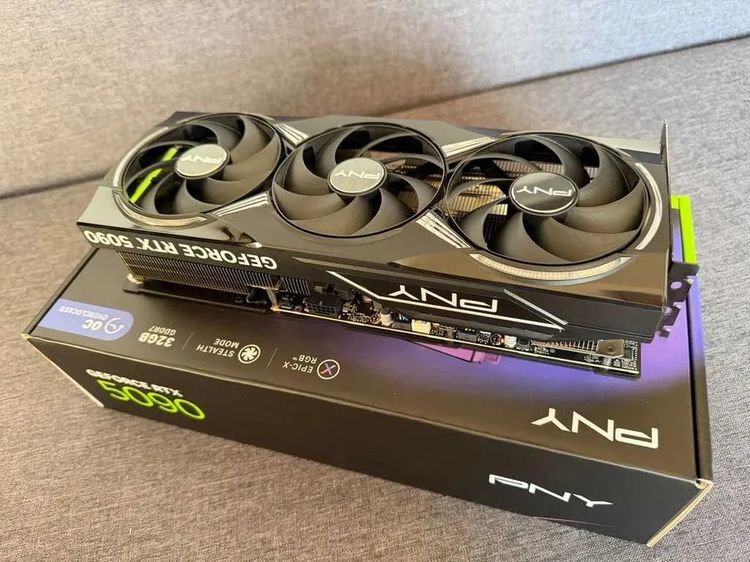 การ์ดจอ PNY Epic-X OC GeForce RTX 5090 ARGB 32GB GDDR7 สภาพเหมือนใหม่ รูปที่ 4