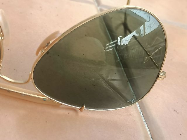 VINTAGE RAY BAN BL OUTDOORSMAN AVIATOR SUNGLASSES 58 14 mm USA MADE U ตี๋เล็ก เลนส์ BL 2 ตัวดำเขียวสว่างเดิมใสไร้ริ้วรอย ขาเกี่ยวเฟรมทอง รูปที่ 10