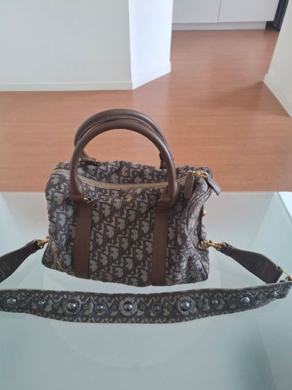 ไม่ระบุ ผ้า กระเป๋า Dior