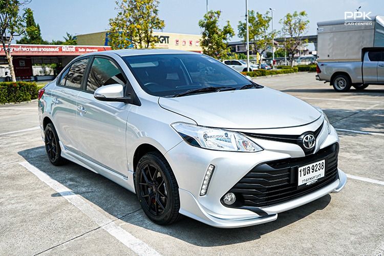 Toyota Vios 2021 1.5 Entry Sedan เบนซิน ไม่ติดแก๊ส เกียร์อัตโนมัติ เทา รูปที่ 3