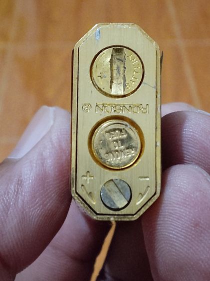 ของสะสมหายาก ไฟแช็ก Ronson Electronic วินเทจ (งานเก่าเก็บ 30-40 ปี) สภาพมือ 1 พร้อมกล่องเดิม ไม่เคยผ่านการใช้งาน รูปที่ 2