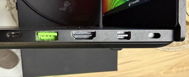 Razer Blade 15 Advanced RTX 2080 แรม 32GB โปรเซสเซอร์ i7-9750H สภาพเหมือนใหม่ รูปที่ 7