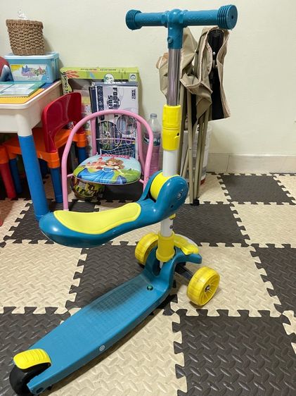 สกู๊ตเตอร์ รถไถ ที่นั่งปรับได้ หมุนได้รอบ 🛴 สภาพดี รูปที่ 2