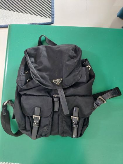 กระเป๋าเป้ Prada