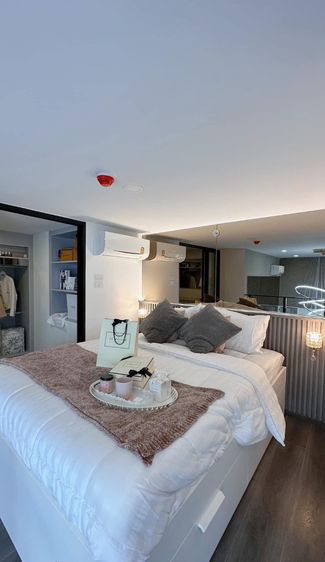 อื่นๆ ไม่อนุญาต ตกแต่งครบ ให้เช่าคอนโด Knightsbridge Space Ratchayothin  ห้องสวย Duplex 2 ชั้น เพดานสูง โปร่งสบาย ไร้รอยร้าว พร้อมเข้าอยู่ทันที รูปที่ 3