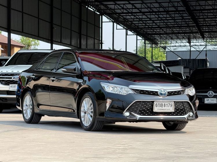 รถ Toyota Camry 2.5 Hybrid Premium สี ดำ