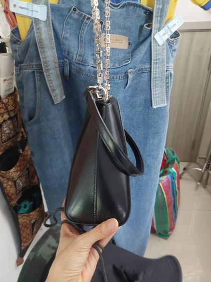 กระเป๋าสะพาย ถอดสายได้ คล้องมมือได้ จีวองชี่ Givenchy รูปที่ 5