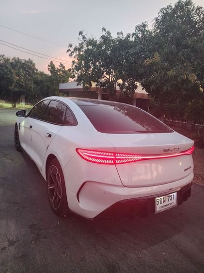 BYD Seal 2023 Performance AWD Sedan ไฟฟ้า ไม่ติดแก๊ส เกียร์อัตโนมัติ ขาว รูปที่ 4