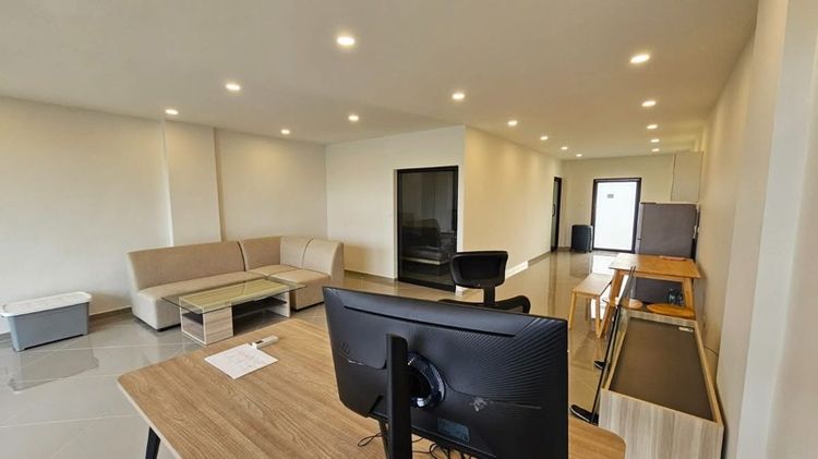 วงศ์อมาตย์ ไพรเวซี่ รีสอร์ท แอนด์ เรสซิเดนซ์ 