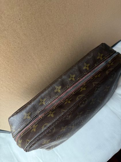 LOUIS VUITTON MONOGRAM CANVAS TROUSSE TOILETTE ของแท้ รูปที่ 10