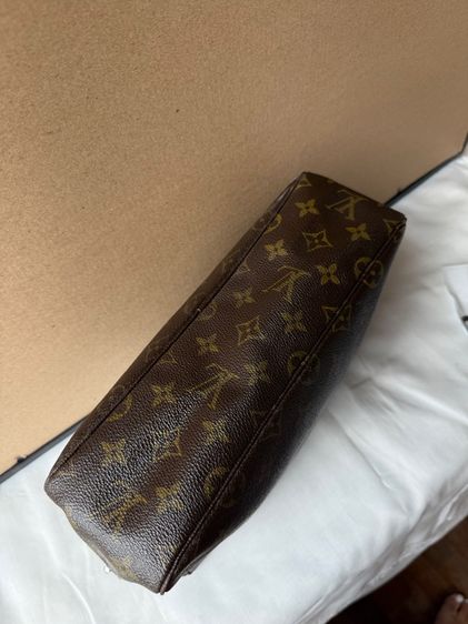 LOUIS VUITTON MONOGRAM CANVAS TROUSSE TOILETTE ของแท้ รูปที่ 8