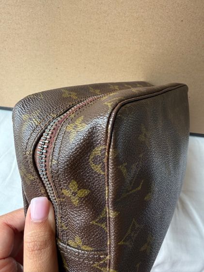 LOUIS VUITTON MONOGRAM CANVAS TROUSSE TOILETTE ของแท้ รูปที่ 16