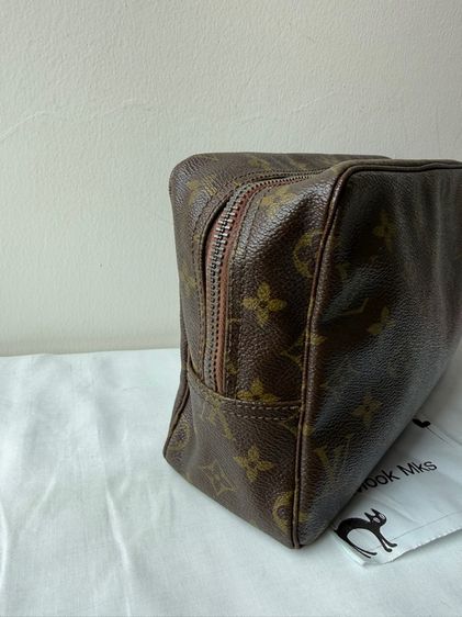 LOUIS VUITTON MONOGRAM CANVAS TROUSSE TOILETTE ของแท้ รูปที่ 4