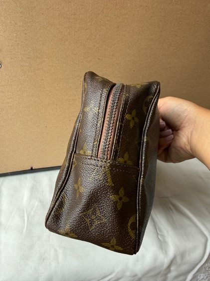 LOUIS VUITTON MONOGRAM CANVAS TROUSSE TOILETTE ของแท้ รูปที่ 12