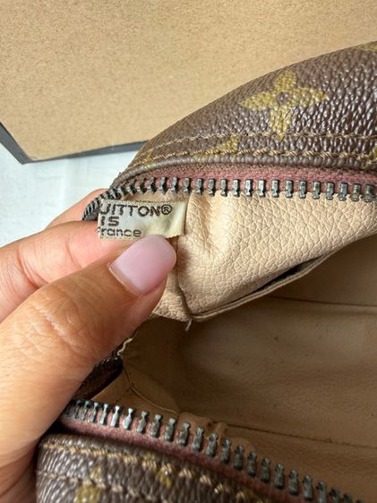 LOUIS VUITTON MONOGRAM CANVAS TROUSSE TOILETTE ของแท้ รูปที่ 7