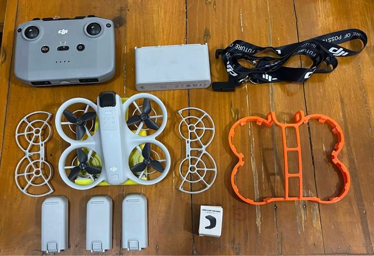 DJI NEO