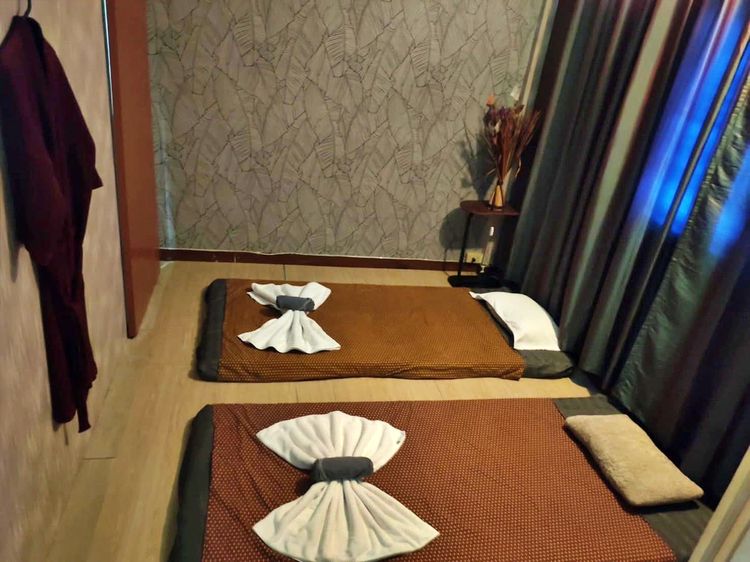 เซ้งด่วนร้านนวด ใกล้ BTS พระโขนง สุขุมวิท 42ทับ1 พร้อมพนักงาน ติดสนามไดร์ฟกอล์ฟ และHotel รูปที่ 4