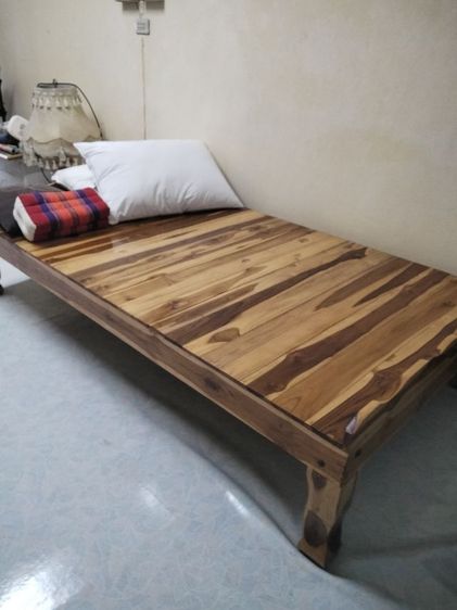 เฟอร์นิเจอร์ไม้