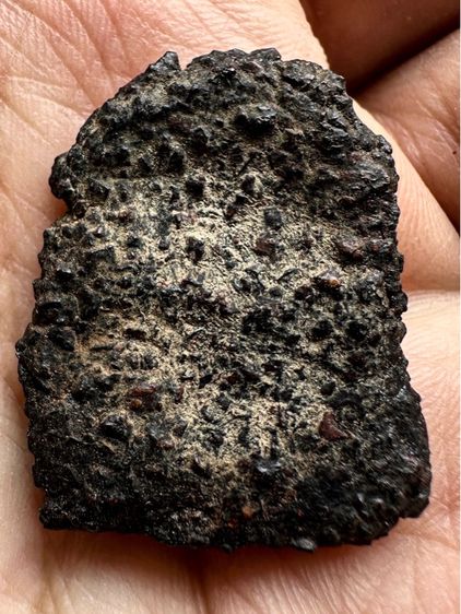 พระพิมพ์เศียรโล้นสะดุ้งกลับ เนื้อผงยาจินดามณี  หลวงปู่บุญฯ วัดกลางบางแก้ว   รูปที่ 2