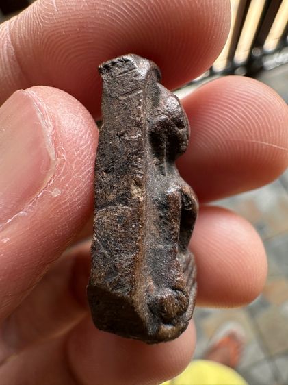 พระผงสุพรรณพิมพ์หน้าหนุ่ม รูปที่ 4