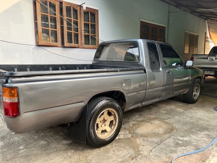 Toyota Hilux Mighty-X 1992 Pickup ดีเซล ไม่ติดแก๊ส เกียร์ธรรมดา เทา รูปที่ 3