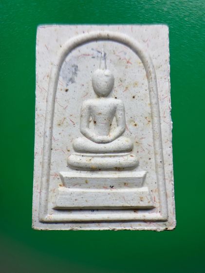 พระสมเด็จเนื้อผง หลวงพ่อหอม จนฺทโชโต วัดซากหมาก จ.ระยอง รูปที่ 2