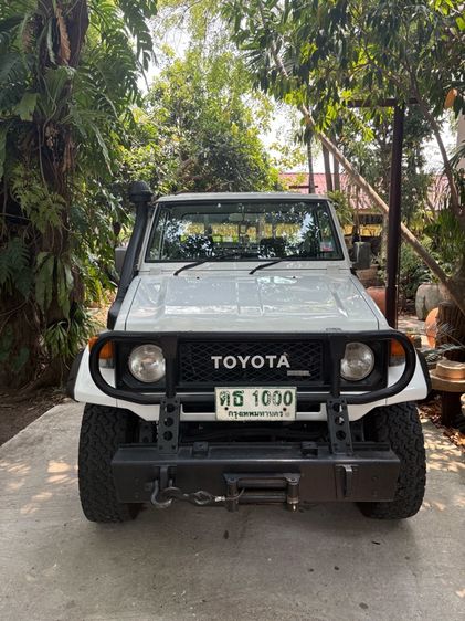 Toyota Land Cruiser 1985 4.0 4WD ดีเซล เกียร์ธรรมดา ขาว รูปที่ 3