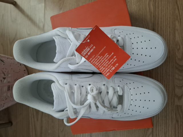  Nike Af1 07 size 10uk 45eur 29cm. ไม่มีกล่องนะคะ