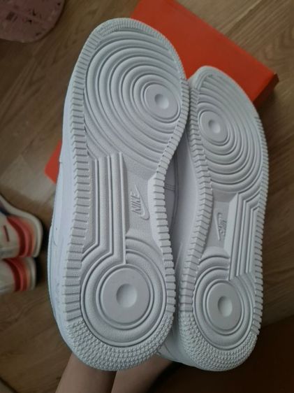  Nike Af1 07 size 10uk 45eur 29cm. ไม่มีกล่องนะคะ รูปที่ 3