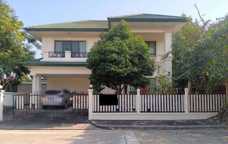 อื่นๆ มีบางส่วน สร้างเสร็จก่อน 2010 ขายบ้านเดี่ยวถูกที่สุดในโครงการ หมู่บ้านเพลส แอนด์ พาร์ค ประชาอุทิศ 90 เจ้าของขายเอง ลดราคาพิเศษ สนใจโทร 092-0872702
