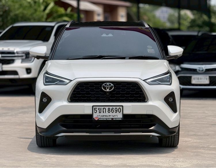 Toyota Yaris Cross 2024 1.5 HEV Premium Luxury Utility-car ไฮบริด ไม่ติดแก๊ส เกียร์อัตโนมัติ ขาว รูปที่ 2