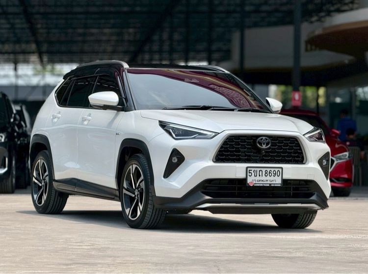 Toyota Yaris Cross 2024 1.5 HEV Premium Luxury Utility-car ไฮบริด ไม่ติดแก๊ส เกียร์อัตโนมัติ ขาว รูปที่ 3