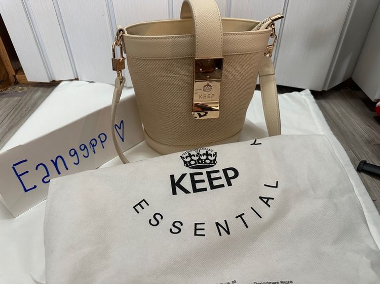 กระเป๋ายี่ห้อ keep  สภาพดี  รูปที่ 3