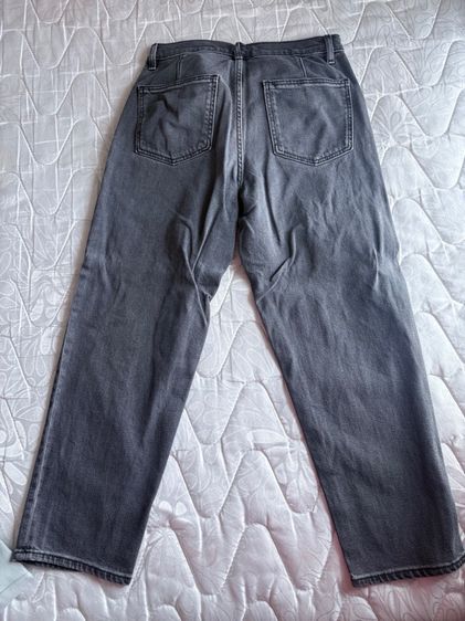 Uniqlo Relaxed Ankle Jeans รูปที่ 2