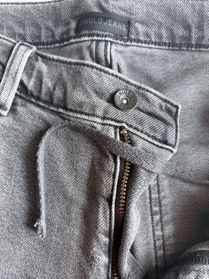 Uniqlo Relaxed Ankle Jeans รูปที่ 3