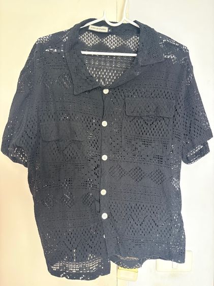 KINS เสื้อเชิ้ตลายลูกไม้ 