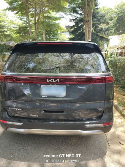 รถ Kia Carnival 2.2 EX สี เทา