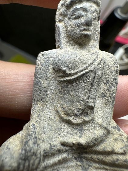 พระร่วงนั่งกรุก้อนแลง รูปที่ 3