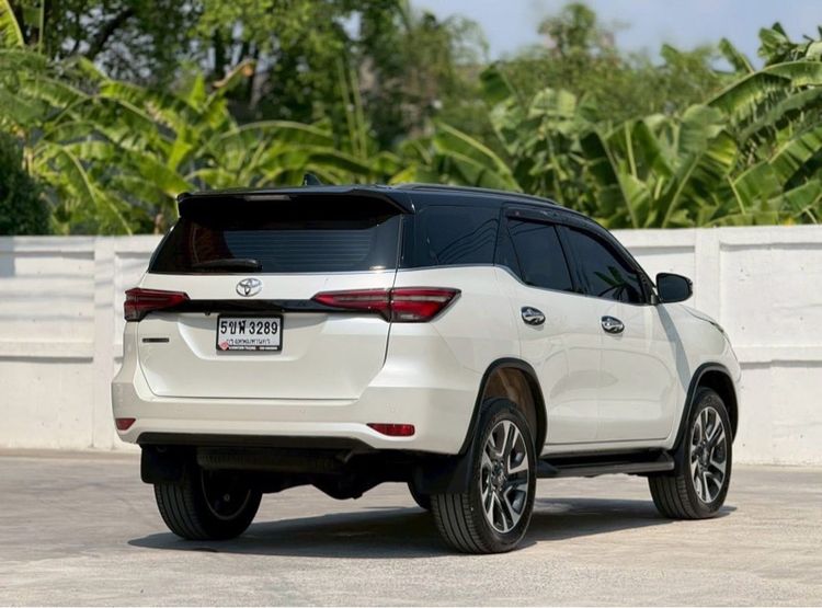 Toyota Fortuner 2022 2.4 Commander Utility-car ดีเซล ไม่ติดแก๊ส เกียร์อัตโนมัติ ขาว รูปที่ 4