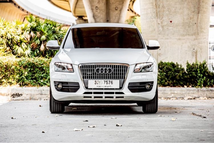 Audi Audi Q5  2010 2.0 TFSI Quattro 4WD Utility-car เบนซิน ไม่ติดแก๊ส เกียร์อัตโนมัติ ขาว รูปที่ 3