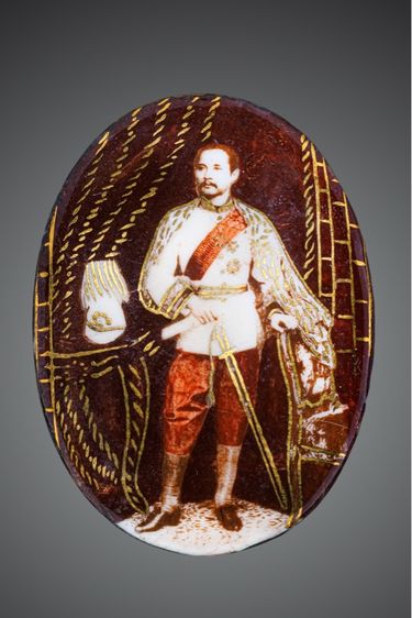 นางเลิ้งอ๊าร์ต ล็อคเก็ต ร.5