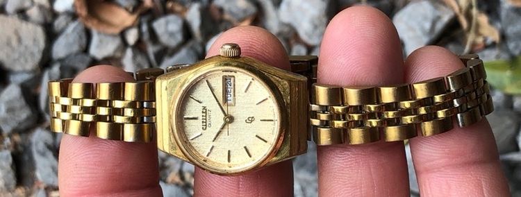นาฬิกาข้อมือ Citizen QUARTZ Lady เรือนทองสายทองสวย